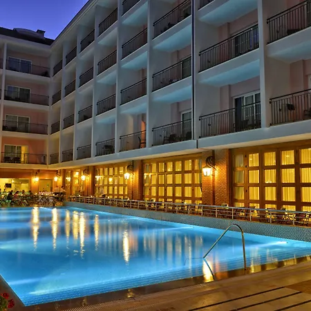 מלון Grand Yazici Club Turban Termal 4*
