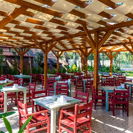 Grand Yazici Club Turban Termal 4* מרמריס