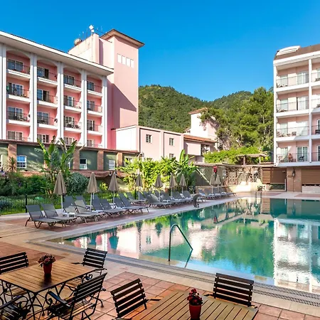 ホテル Grand Yazici Club Turban Termal