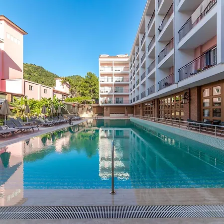 酒店 Grand Yazici Club Turban Termal 马尔马里斯