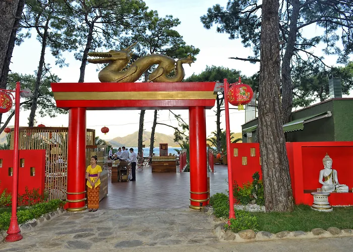 Grand Yazici Club Turban Termal Otel 4*