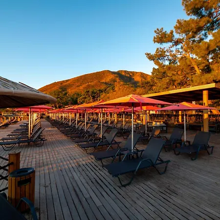 Hotel Grand Yazici Club Turban Termal 4*