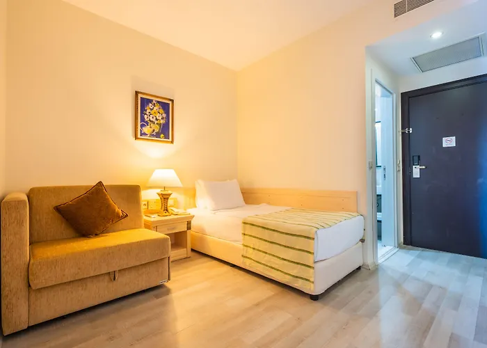 Grand Yazici Club Turban Termal Hotel 4*